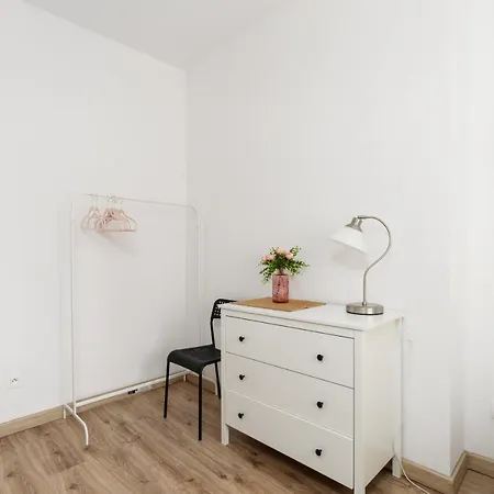 Spacious Family Promienista 1,5 Km To Hala Arena By Renters Poznan